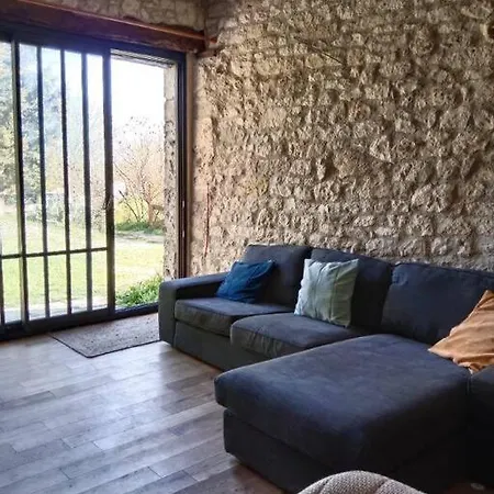 Avec Sa Piscine Privative
