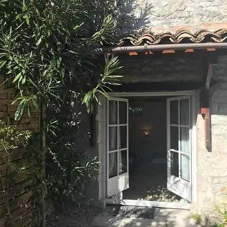 Vakantiehuis Avec Sa Piscine Privative *